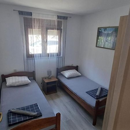 Leo Apartment Vir Luaran gambar