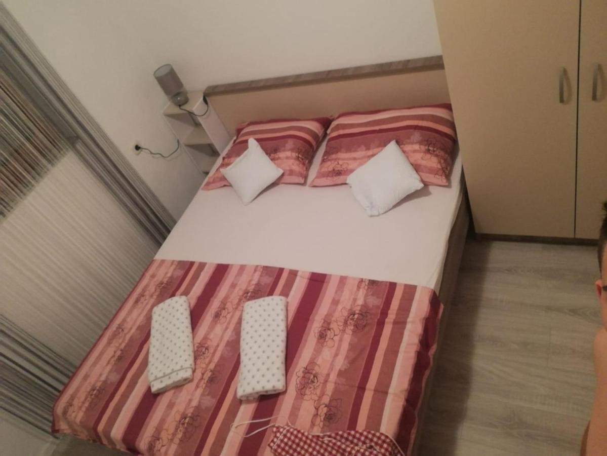 Leo Apartment Vir Luaran gambar
