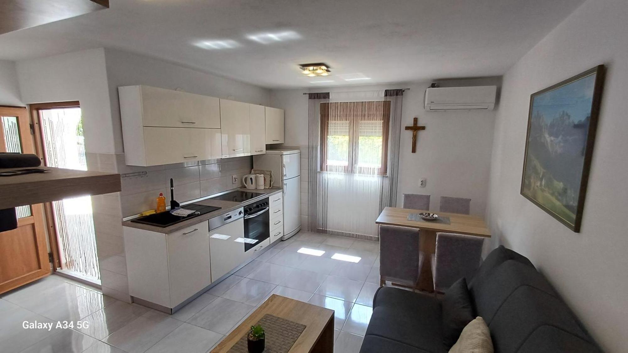 Leo Apartment Vir Luaran gambar